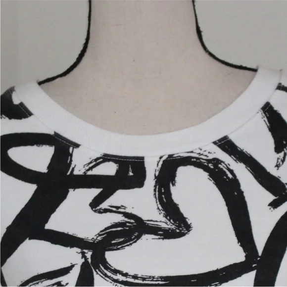 Maeve Anthropologie Heart Printed Sweatshirt Size Small - Picture 6 of 10